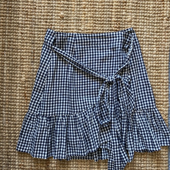 High waisted, tie, mini skirt - Picture 1 of 2